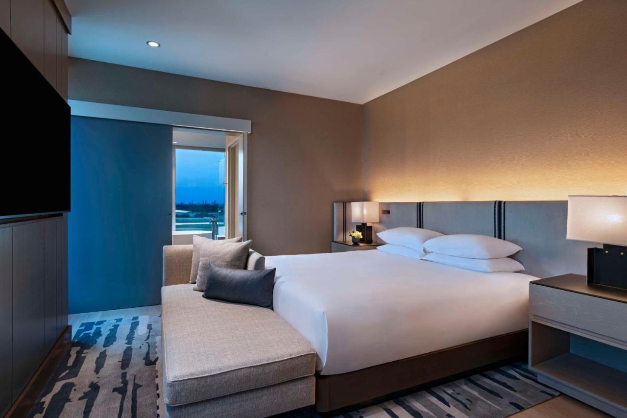 Hyatt Regency Baytown-houston Hotel *