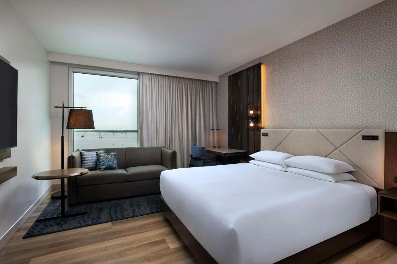 Hyatt Regency Baytown-houston *