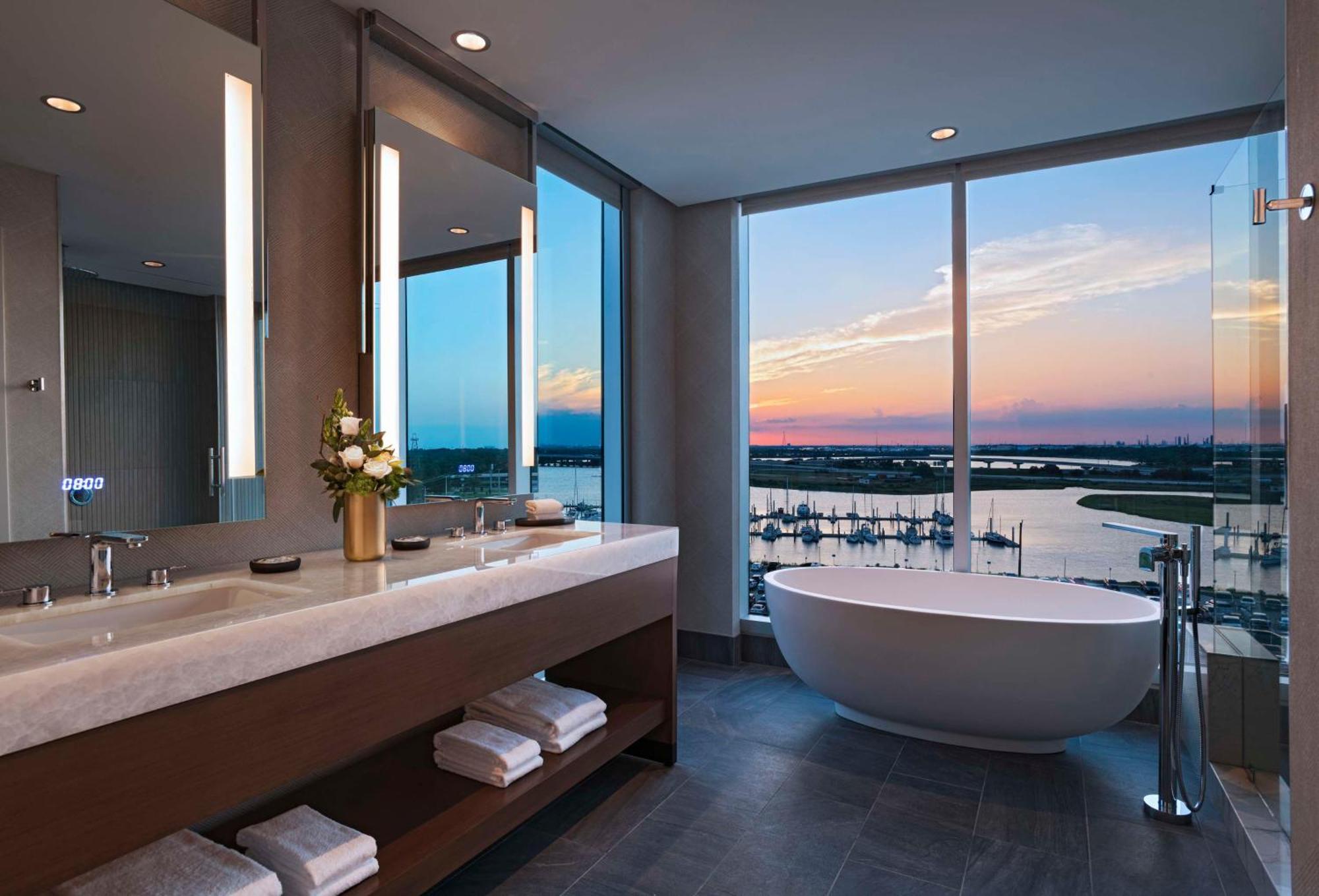 Hyatt Regency Baytown-houston